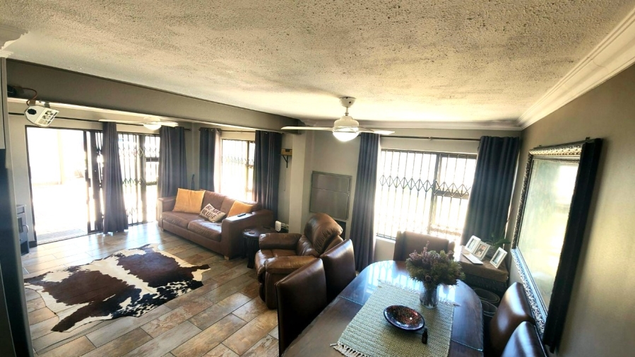 2 Bedroom Property for Sale in Diaz Beach Western Cape